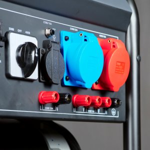 Бензиновый генератор FUBAG BS 7500 XD ES DUPLEX в Рязани фото